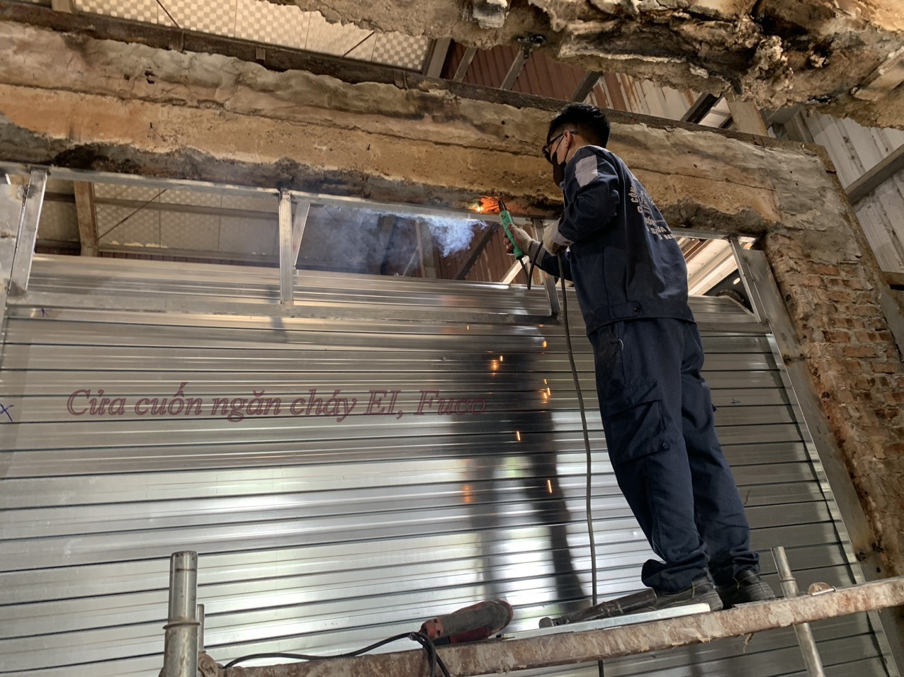Cửa cuốn ngăn cháy, cách nhiệt EI60