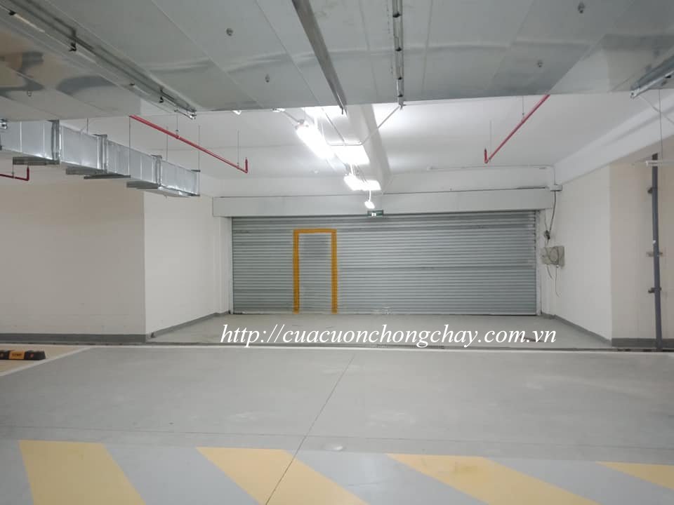 Lối thoát hiểm trong gara ô tô