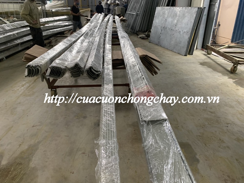 cửa cuốn chống cháy rộng 12m