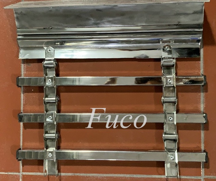 Cửa cuốn song ngang hộp 20x20, INOX 201 và INOX 304