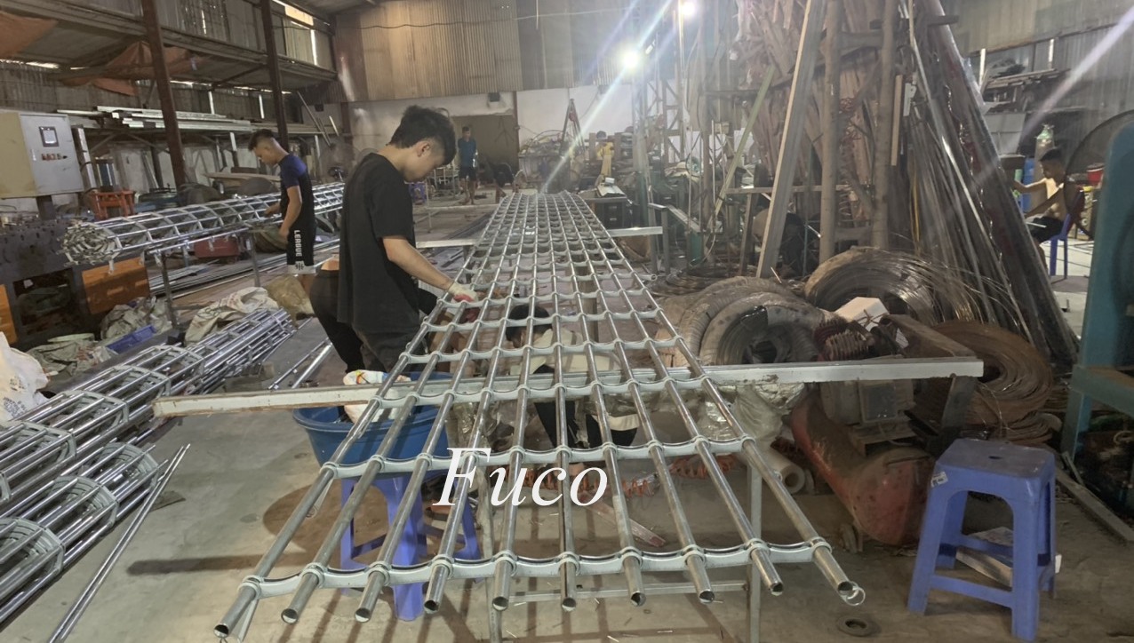 Cửa cuốn song ngang ống tròn 19 và phi 21 sơn tĩnh điện