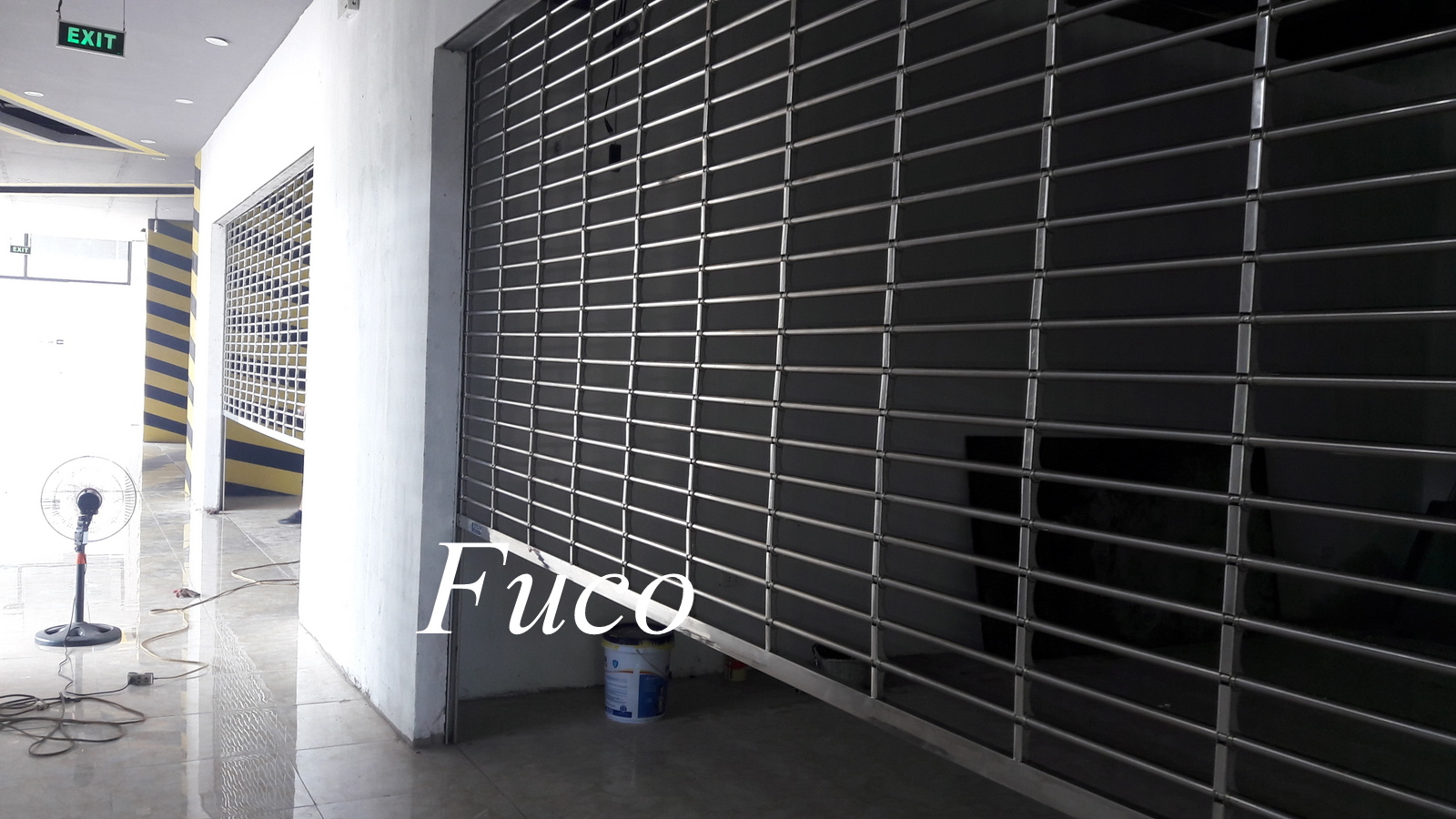 Cửa cuốn song ngang ống tròn 19 và phi 21, INOX 201 và INOX 304