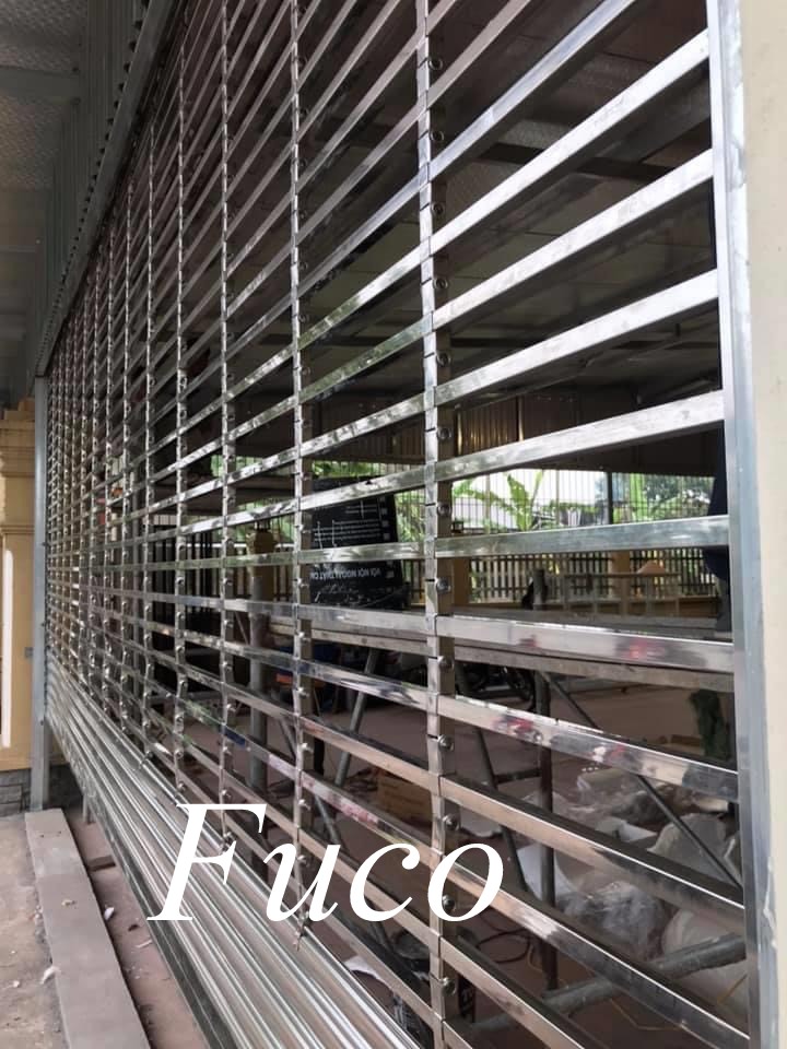 Cửa cuốn song ngang hộp 20x20, INOX 201 và INOX 304