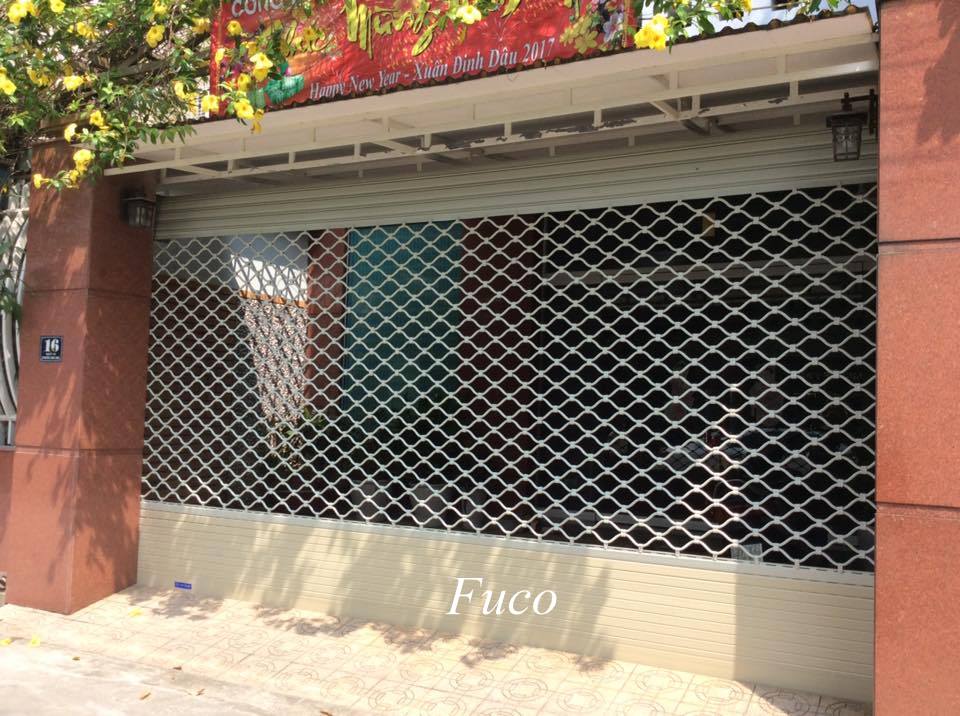 Cửa cuốn mắt võng sơn tĩnh điện và INOX 304