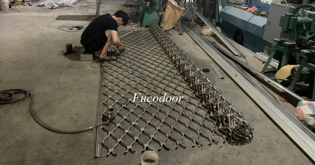 Cửa cuốn Mắt Võng, Mắt Lưới tại Tuyên Quang, Giá Cửa cuốn Mắt Võng, Mắt Lưới Fuco tại Tuyên Quang