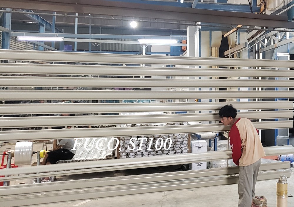 Cửa cuốn siêu trường ST100