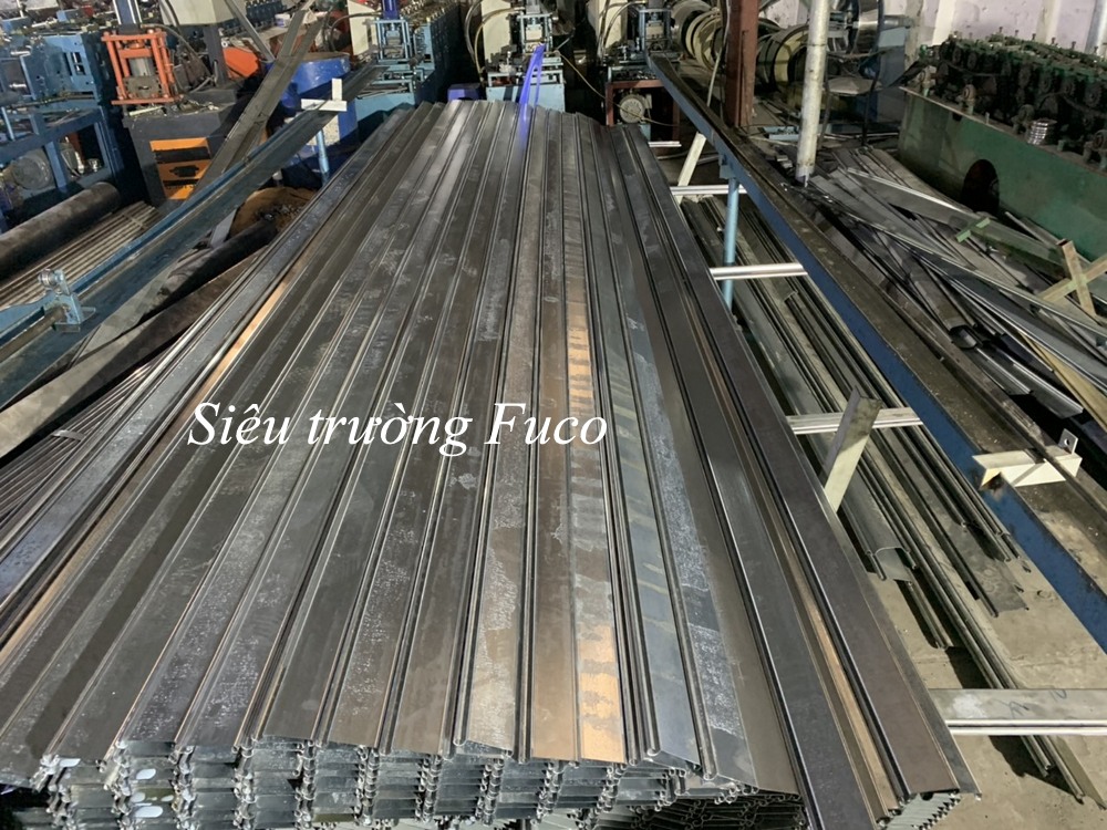 Cửa cuốn siêu trường ST85
