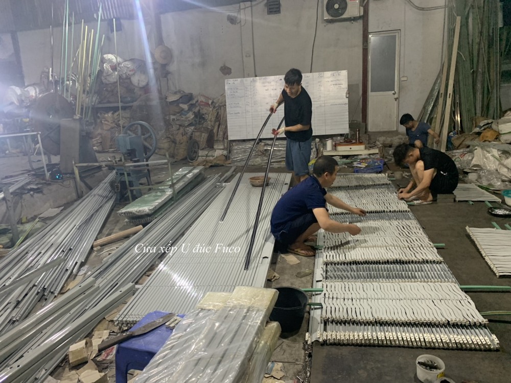 Cửa sắt kéo sơn tĩnh điện